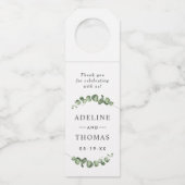 Étiquettes Pour Bouteilles Monogramme de mariage à la verdure élégante d'euca (Devant)