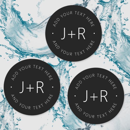 Étiquettes Texte éditable de monogramme pour couples étanche