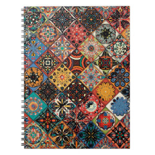 Etnische florale mandala naadloos. Kleurrijk m Notitieboek