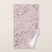 Étoiles d'argent Whimsical amusant sur rose (Serviette à main)