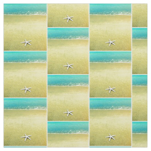 Étoiles de mer sur le tissu de plage (Échantillon)