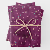 Étoiles de parties scintillant sur papier grunge (En situation)