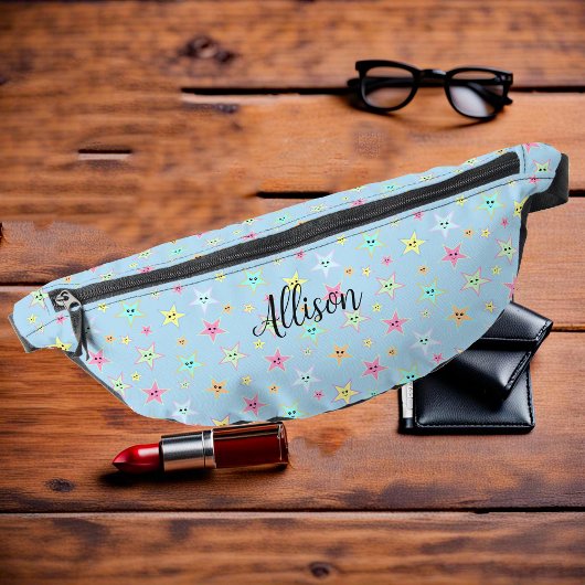 Etoiles mignonnes avec des visages dans les couleu