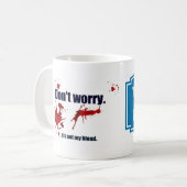 Étrange et fier, tasse de bonification (Devant gauche)