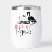 Être un flamant rose dans une volée de pigeons (Arrière)
