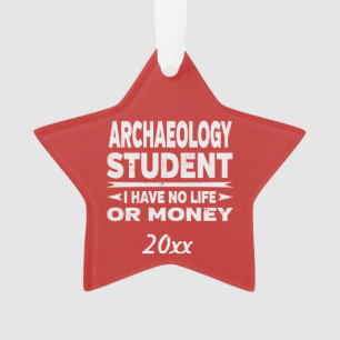 Étudiant en archéologie sans vie ni argent