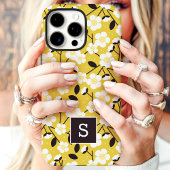 Étui de monogramme floral moutarde