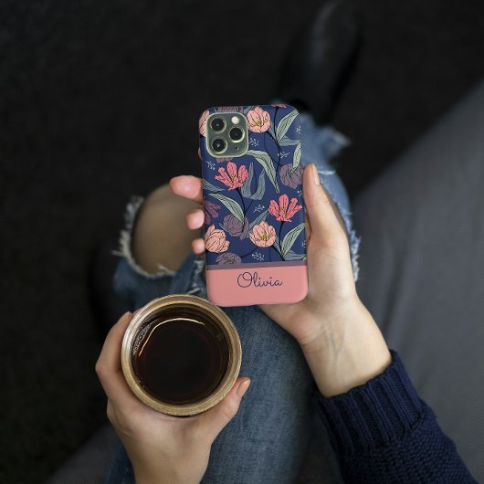 Étui de téléphone à motif de tulipe florale sombre