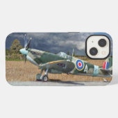 Etui iPhone 13 Clouds Spitfire (Verso Horizontal)