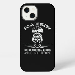 Etui iPhone 13 Dieu aéroporté crée une force aérienne de parachut