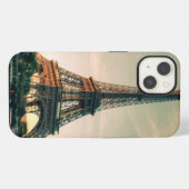 Etui iPhone 13 Eiffel tour lancer oreiller (Verso Horizontal)