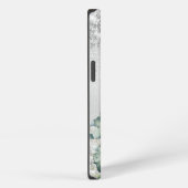 Etui iPhone 13 Fleurs blanches argentées monogramme nom euclayptu (Côté droit)