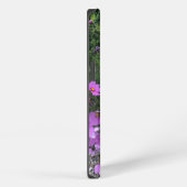 Etui iPhone 13 Fleurs de Cosmos avec des galets sur un (Côté droit)