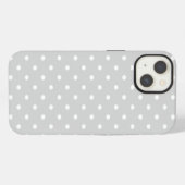 Etui iPhone 13 Gris clair à pois (Verso Horizontal)