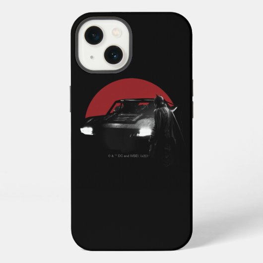 Etui iPhone 13 Le graphique Batman & Batmobile (Verso)