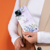 Etui iPhone 13 Nom de script Blush Purple Fleur sauvage Monogramm