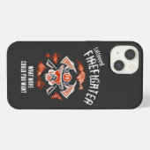 Etui iPhone 13 Pompier tatoué. Que demander de plus. (Verso Horizontal)