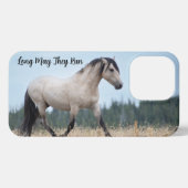 Etui iPhone 13 Pro Cheval sauvage de Pryor Mountain "Cloud's Pride" (Verso Horizontal)