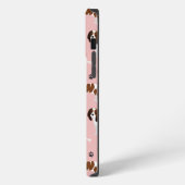 Etui iPhone 13 Pro Max Cavalier King Charles Spaniel Pattes et Os (Côté gauche)