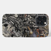 Etui iPhone 13 Pro Max Créatures sauvages et timides et monstrueuses (Verso Horizontal)