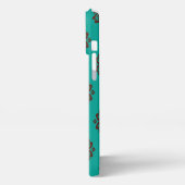 Etui iPhone 13 Pro Max "Crimson Scrolls - Bold Elegance" (Côté gauche)