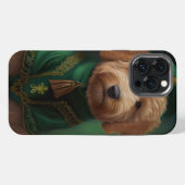 Etui iPhone 13 Pro Max Goldendoodle Chien en robe de la Saint-Patrick (Verso Horizontal)