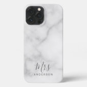 Etui iPhone 13 Pro Max M. et Mme. | Élégant Marbre Moderne Script (Verso)
