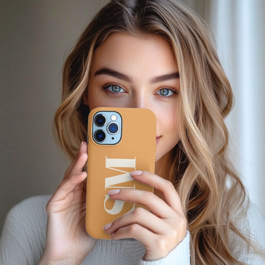 Etui iPhone 13 Pro Max Marque initiale élégante de moutarde 