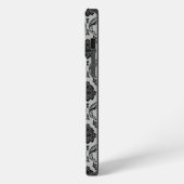 Etui iPhone 13 Pro Max Motif Damassé Rococo Noir sur Gris (Côté gauche)