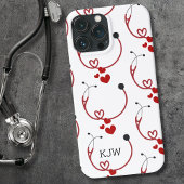 Etui iPhone 13 Pro Max Stéthoscopes et monogramme des coeurs