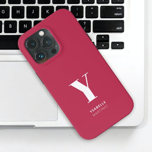 Etui iPhone 13 Pro Nom du monogramme magenta tendance