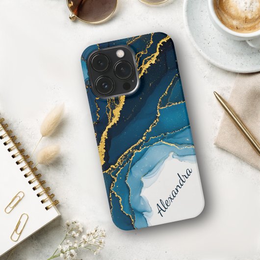 Etui iPhone 13 Pro Nuances de bleu avec encre alcoolique dorée