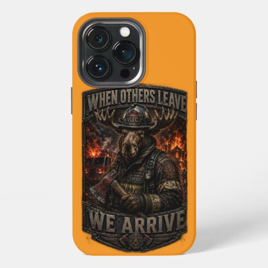 Etui iPhone 13 Pro VLLC When Others Leave We Arrive Firefighter Moose (Dos)
