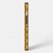 Etui iPhone 13 Pyramides, triangles texture dorée. (Côté gauche)