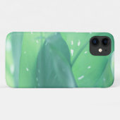 Étui pour iPhone 11 Feuilles de plante vert pâle N (Dos (Horizontal))