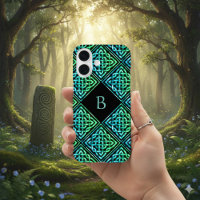 Étui pour iPhone 16 à nœud celtique en vert sarcel