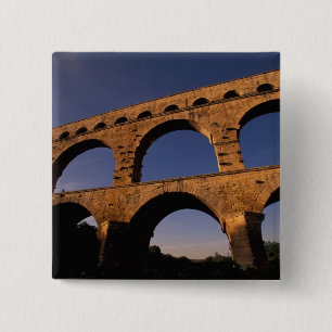EU, Frankrijk, Provence, Gard, Pont du Gard. 4 Vierkante Button 5,1 Cm