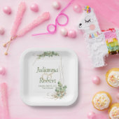 Eucalyptus en bord van goudtrouwpapier (Feest)