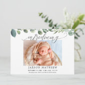 Eucalyptus simple faire-part de naissance bébé mod (Debout devant)