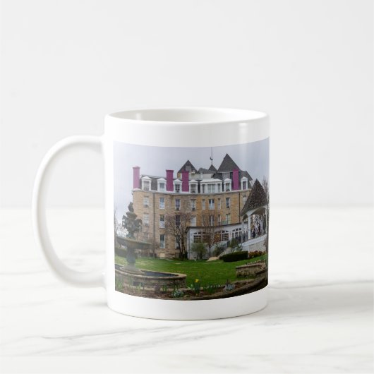 Eureka Crescent Café Mug (Gauche)