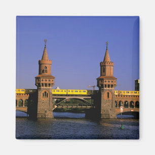 Europa, Duitsland, Berlijn. Kreuzberg, Oberbaum Magneet