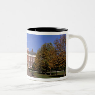 Europa, Engeland, Londen. Kensington Palace in Tweekleurige Koffiemok