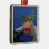 Europa, Griekenland, Santorini. Terras met zee uit Metalen Ornament (Rechts)