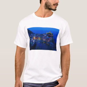 Europa, Italië, Cinque Terre, Vernazza. Heuvelacht T-shirt