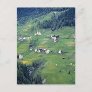 Europa, Italië, Dolomiet Alpen. Dit kleine dorpje Briefkaart