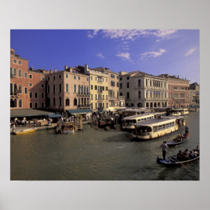 Europa, Italië, Venetië, Botverkeer bij Rialto Poster