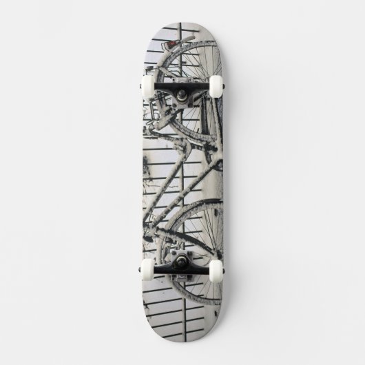 Europa, Nederland, Amsterdam. Een Skateboard (Voorkant)