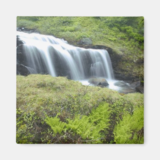 Europa, Noorwegen. Waterval. Magneet (Voorkant)