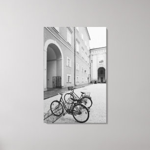 Europa, Oostenrijk, Salzburg. Fietsen op het Canvas Afdruk