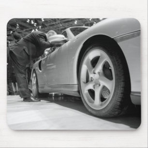 Europa, Zwitserland, Genève. Autosalon van Genève; Muismat